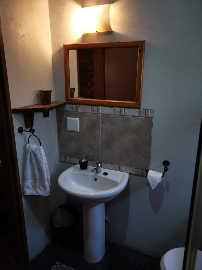 Bastille De Blignaut B&B Edenvale Exteriör bild