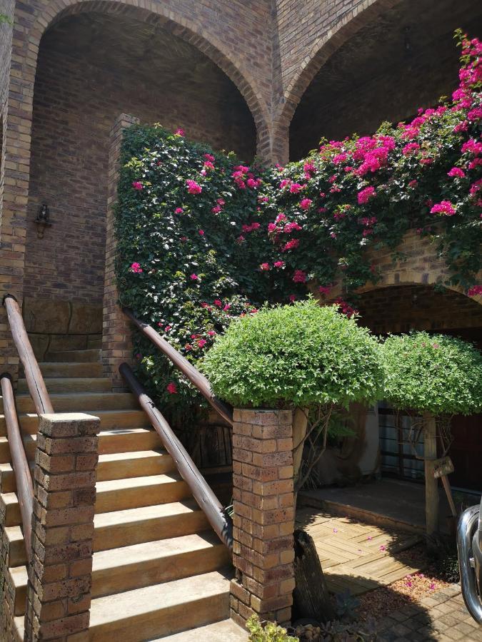 Bastille De Blignaut B&B Edenvale Exteriör bild