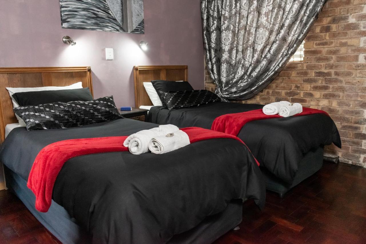 Bastille De Blignaut B&B Edenvale Exteriör bild